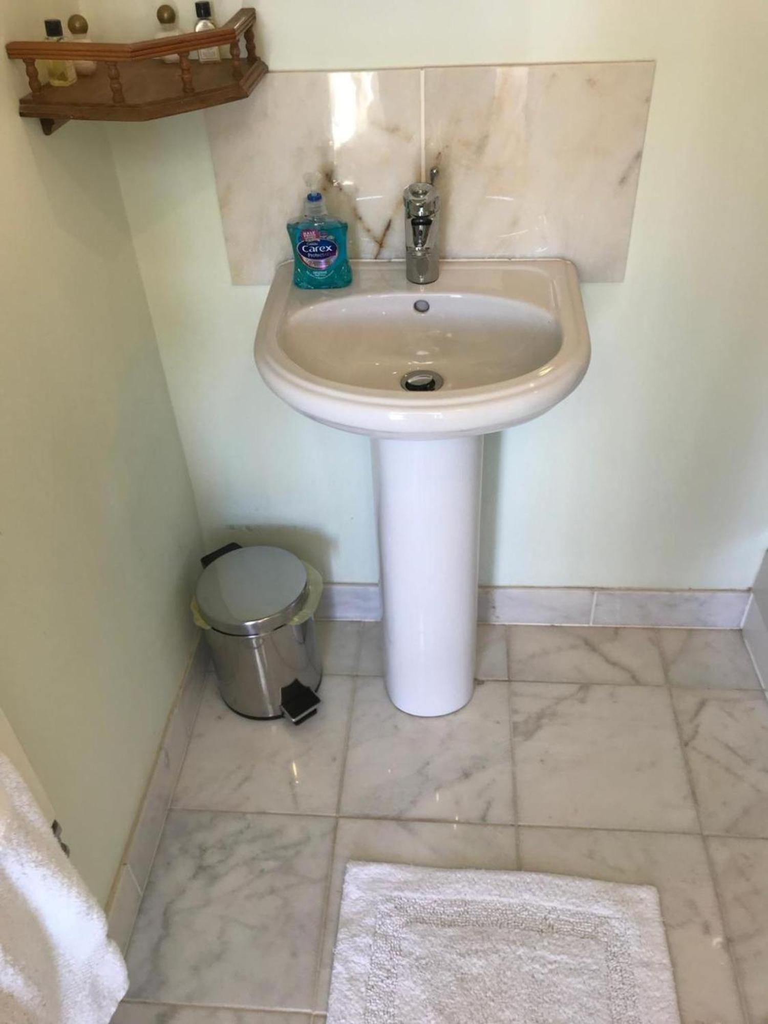 Room In Guest Room - Orchard Manor, Fore Street, Nr Труро Екстериор снимка